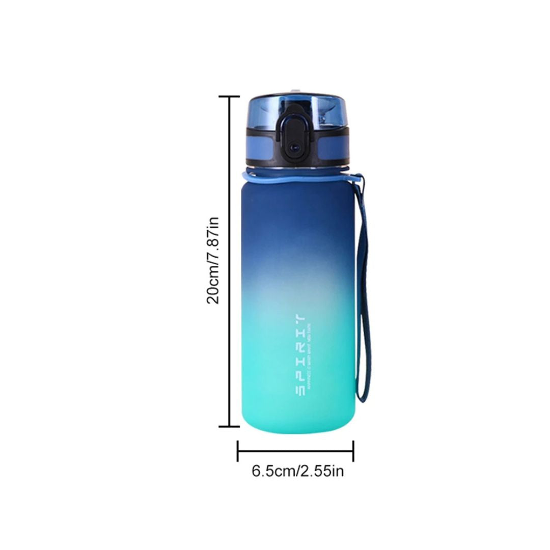 Stilvolle Wasserflasche in umwerfender Farbe für Sport & Alltag