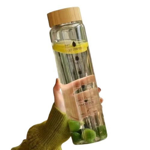 1000 ml Glasflasche mit Teesieb & Zeit Markierung – Borosilikatglas mit Bambusdeckel – Trinkflasche für Tee, Früchte & Wasser – inkl. Edelstahlfilter & Geschenkbecher